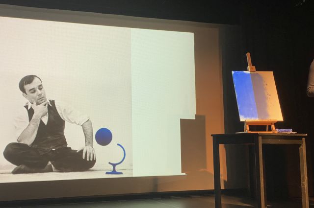 Science Slam Blau