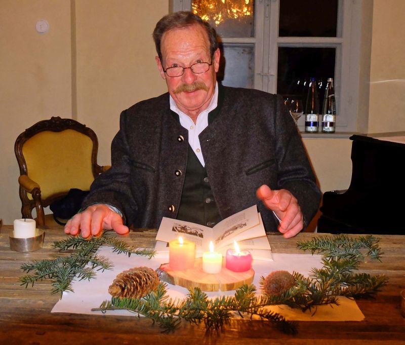 Toni Wackersberger liest Ludwig Thoma im Westerhof-Café im Stielerhaus