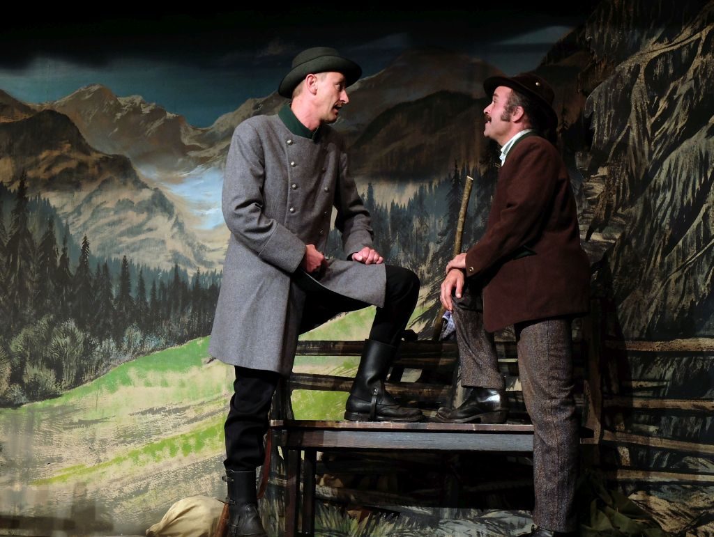 oliver-maenner-manuel-kuthan-tegernseer-volkstheater-2016-web