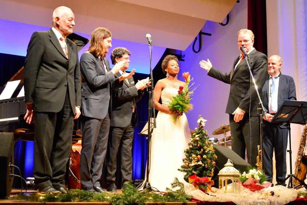 Weihnachtskonzert mit Heinz Dauhrer & Wine and Roses Jazz Society