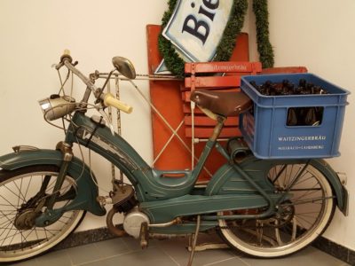 Ausstellung in Miesbach: Auf in den Biergarten - Ausstellung fer Waitzinger Sammlerfreunde