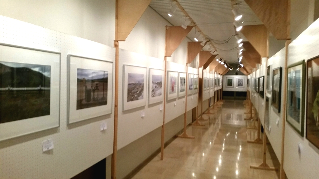 Fotofreunde Parsberg: Blick in einen Teil der Ausstellung