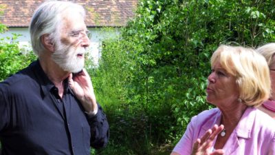 Monika Ziegler mit Oscarpreisträger Michael Haneke zum Thementag „Liebe“ der österreichisch-tschechischen „Kulturbrücke Fratres“