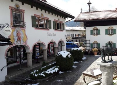 Die Bücher-Quelle im Herzen von Schliersee. Foto Hannah Miska