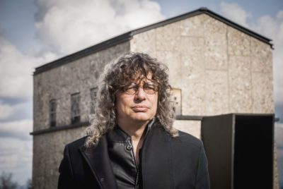 Matthias Striebeck und die Kapelle am Auerberg