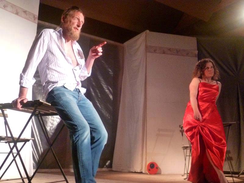 Ensemble Theatrissimo - Gegrillte Lyrik - Veronika Leo und Silvester Leo
