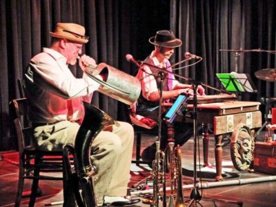 Raumschiff Glitzerbeisl: Heinz Dauhrer, Manuel Kuthan, Ray Cipolla. Foto: Ines Wagner