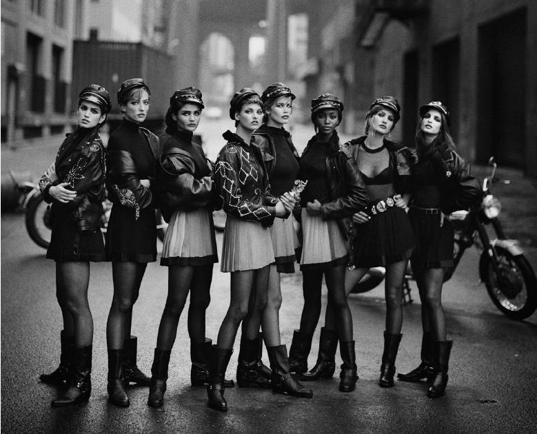 Models wie Naomi Campbell, Linda Evangelista, Kate Moss, Christy Turlington und Tatjana Patitz waren jung und unbekannt, als Lindbergh sie in den späten 1970ern und den 1980ern fotografierte. Foto: Kunsthalle München