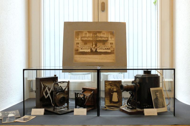 Lichtbild Festival: Laterna Magica aus dem Jahr 1900 und andere Exponate der Fotografiegeschichte. 