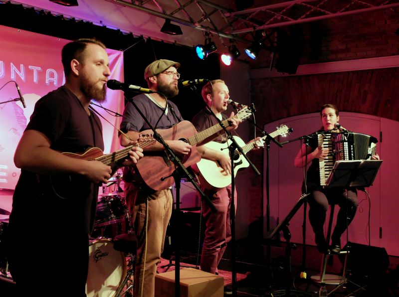  Mountain Lake Vista: Sebastian Schaal, Vinzenz Semmler, Tobias Gmach, Guistina Gabelli (v.l.)