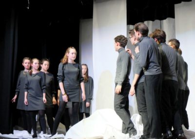 Sechsmal Faust und sechsmal Gretchen.