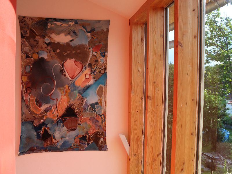 Dreifach verglaste Fenster sorgen für Wärme.