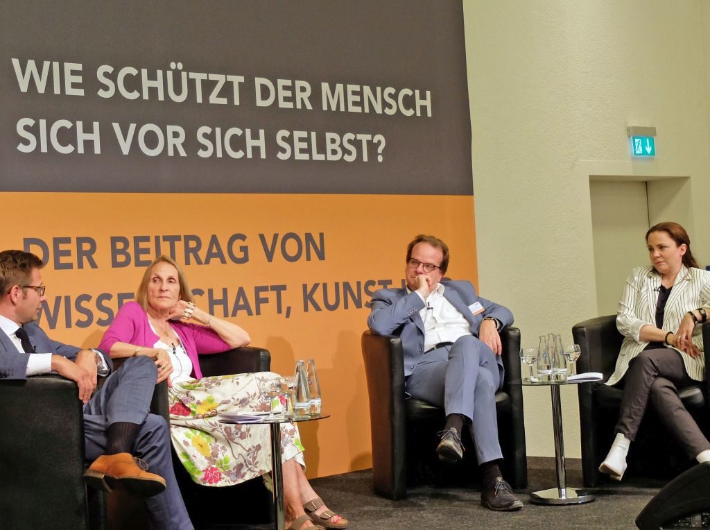 Konferenz Stiftung Kulturelle Erneuerung - die Runde der Kunstvertreter