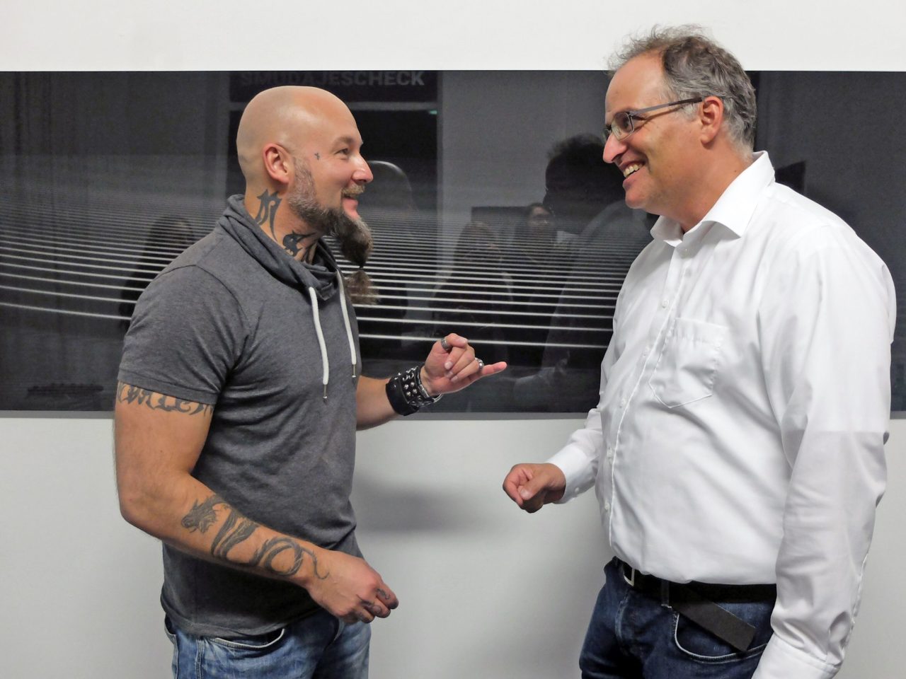 Kunst und Wissenschaft Ausstellung : Fotokünstler Chris Tille im Gespräch mit Astrophysiker PD Dr. Torsten Enßlin in der Smudajeschek Gallery in München