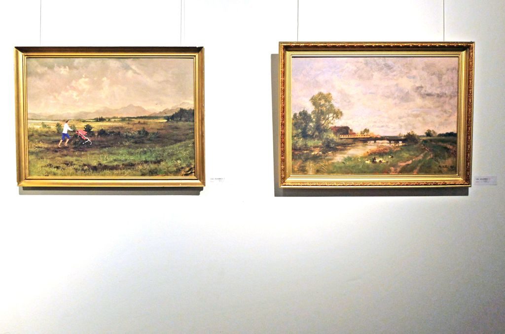 Lea Schneider alias "Lea zeichnet" und ihre Brüche in der idyllischen Landschaft