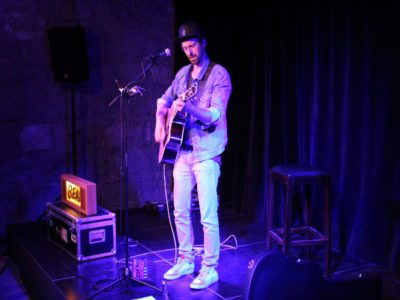 Ben Blaskovich mit Loop Station.