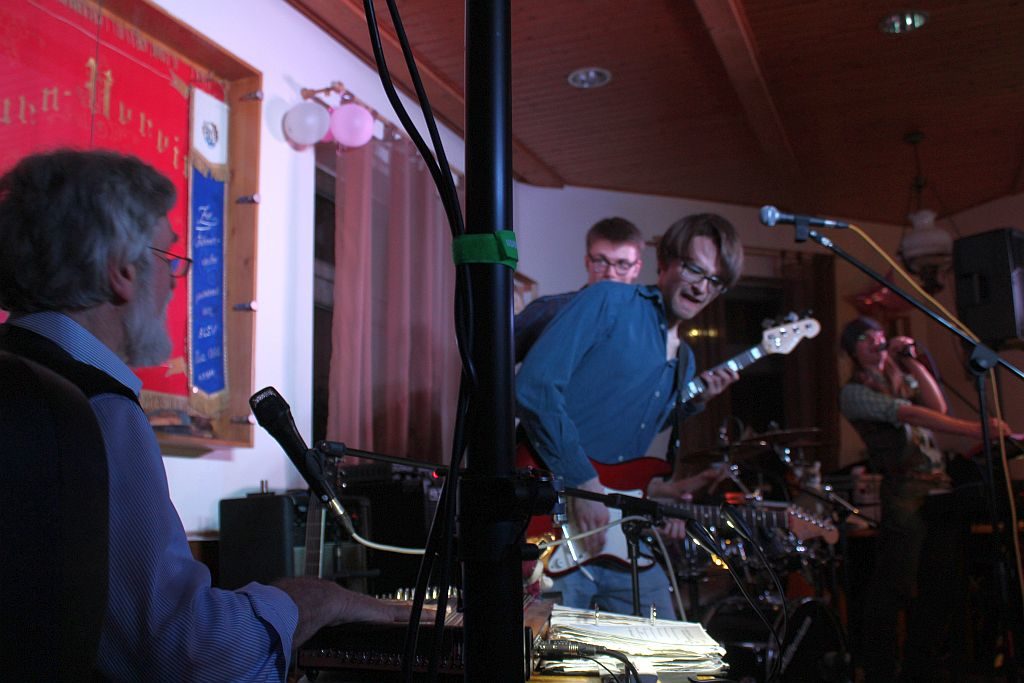 Zither-Manä und Watching the cat