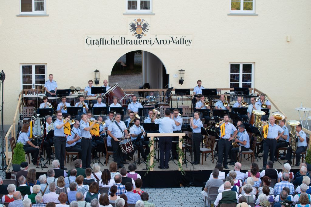 Open Air am Valleyer Schlossplatz