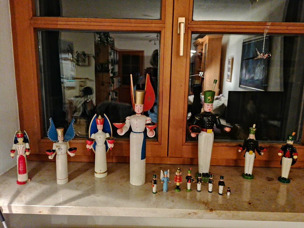 1. Advent