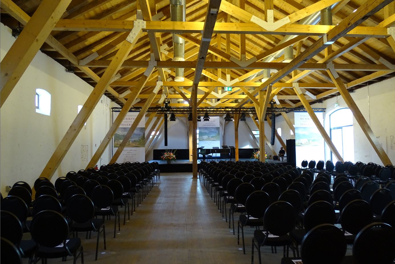 Konzertsaal in der tenne auf Gut Kaltenbrunn - Musikfest Kreuth am Tegernsee 2021