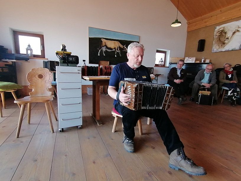 Konzertina und Bandonion