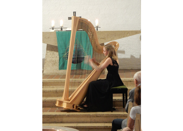Katharina Troger 01