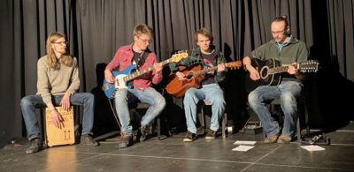 Watching the cat Science Slam