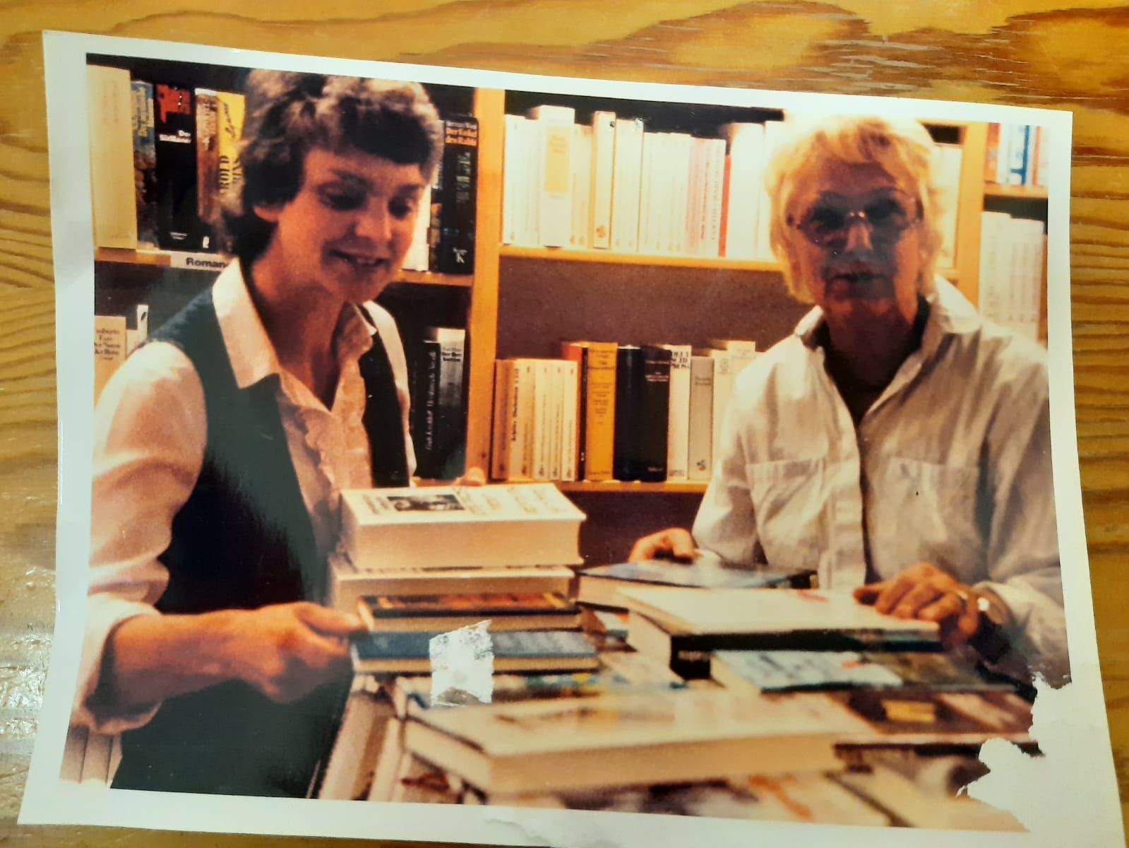 Cornelia Engl und Edith Wüster, 1983