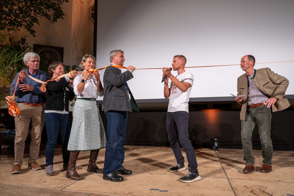 Slackliner Lukas Irmler bildet eine "Seilschaft"