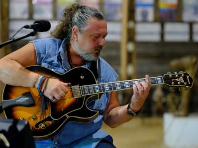 der tschechische Musiker Josef Gušlbauer, alias Josef G