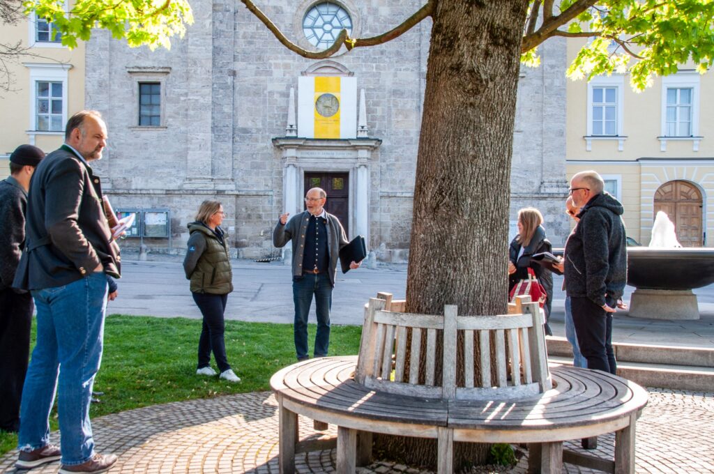 Die Tour startet am schloss Tegernsee - Nationalsozialismus am Tegernsee