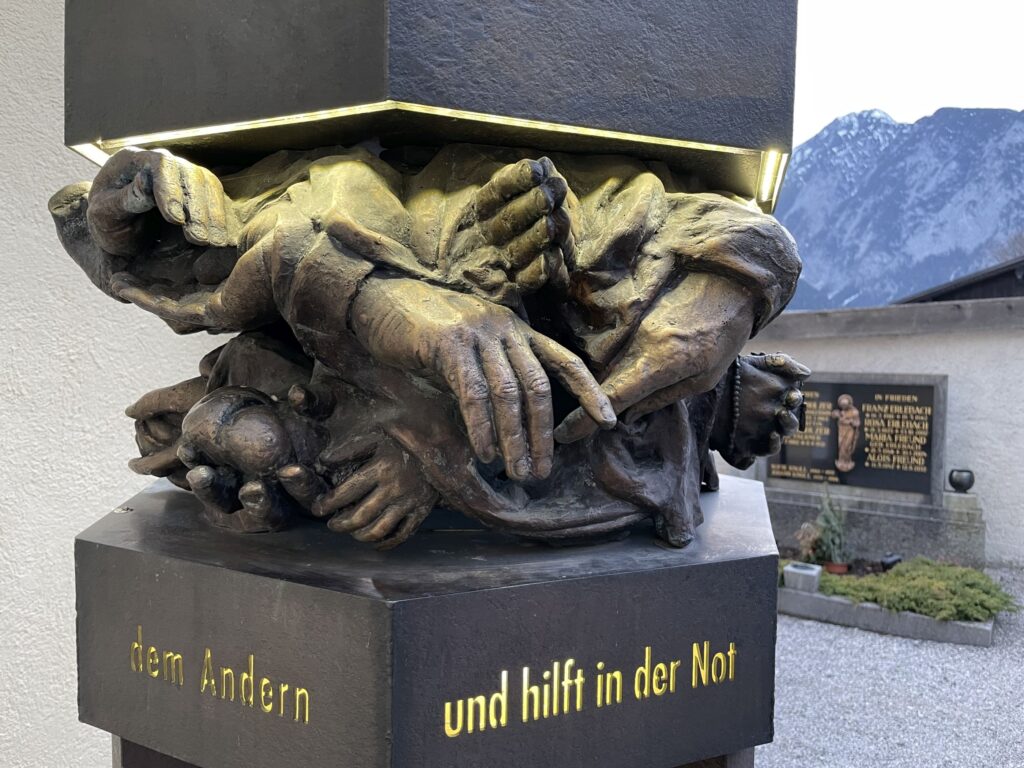 St. Notburga Stele von Markus Thurner
