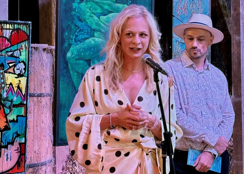 Agnes Wieser erläutert, wie "Ansichtssache" entstand